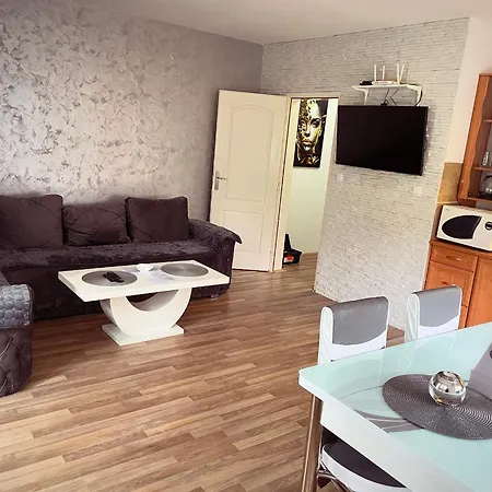 Leyla Lux Apartmán *